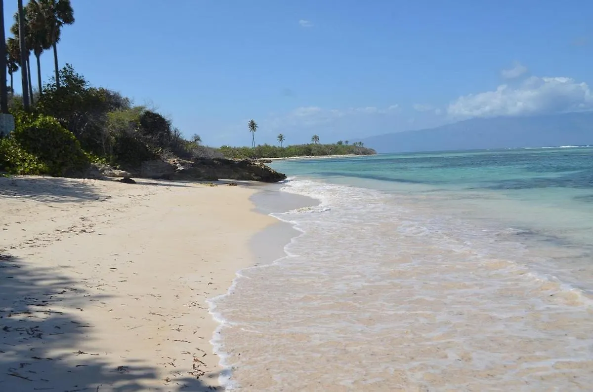 Hotel La Saladilla Beach Club Barahona