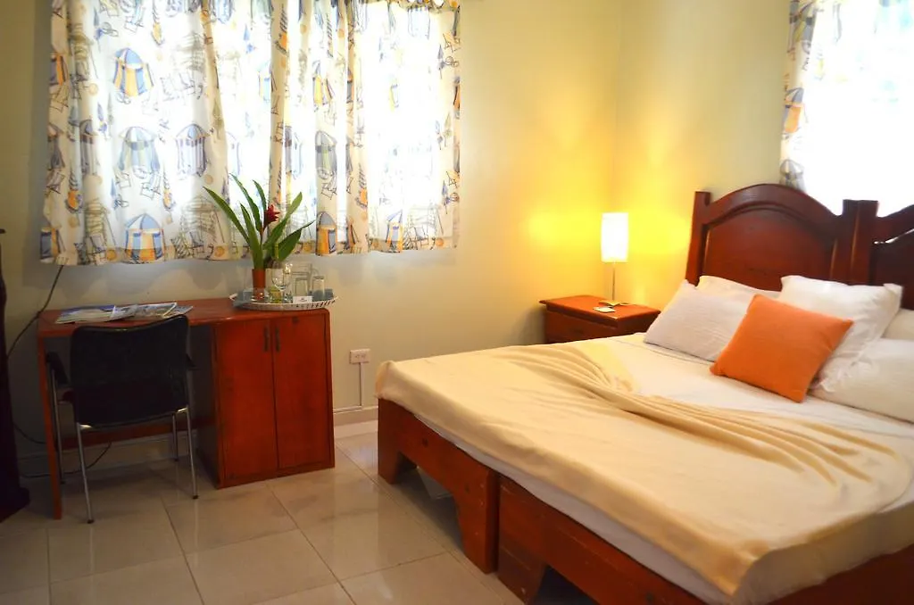 Hotel La Saladilla Beach Club Barahona 4*,  Dominikana